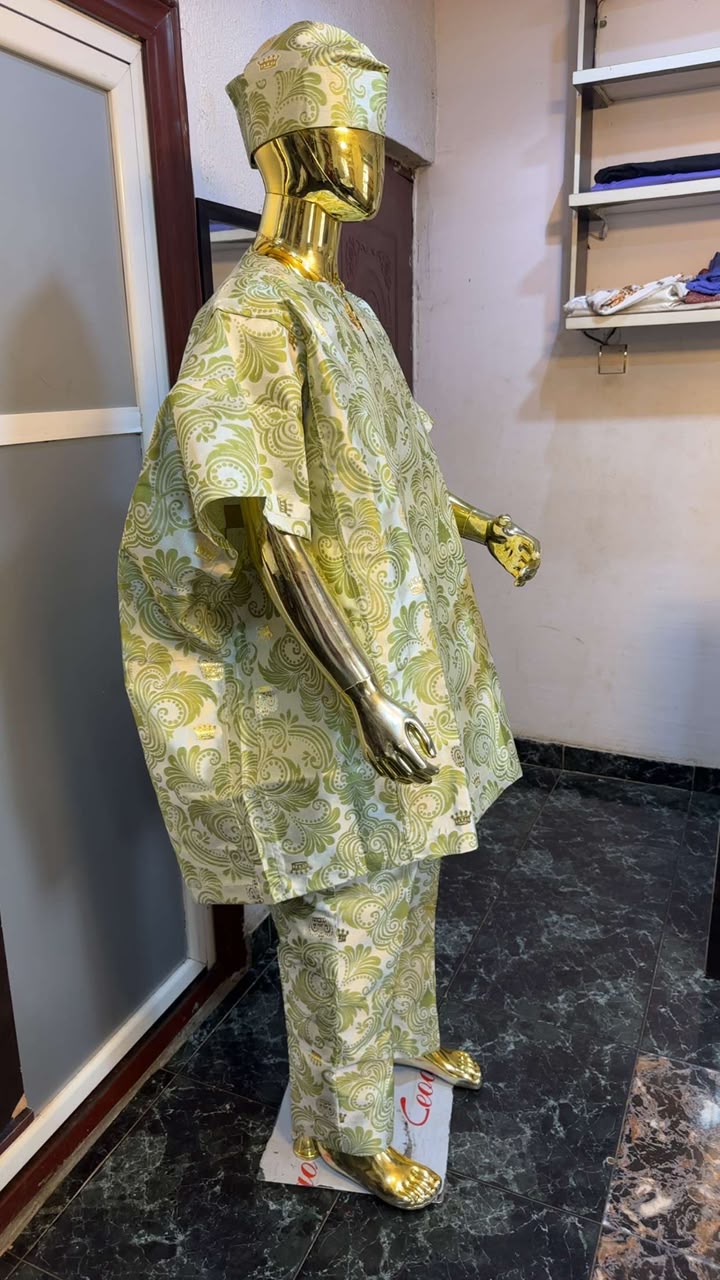 Adé — Cream Damask Agbada